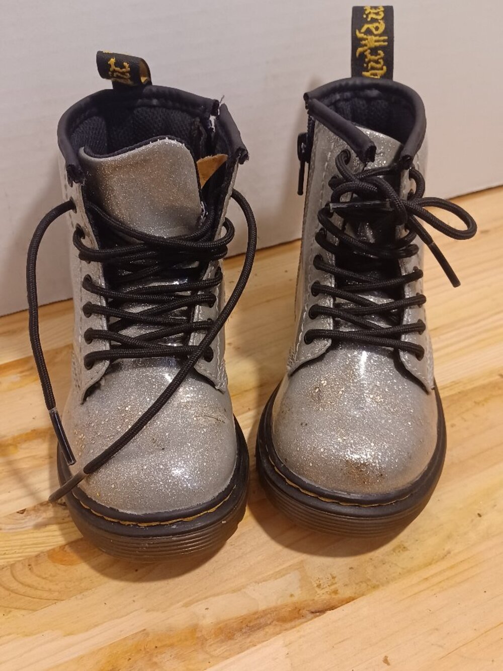 Dr Martens Toddler Size 7 Sparkling Shoes